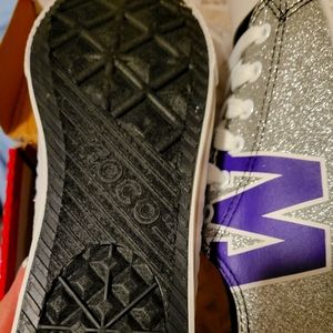 NIB LADIES SZ 9 FOCO WASHINGTON HUSKIES